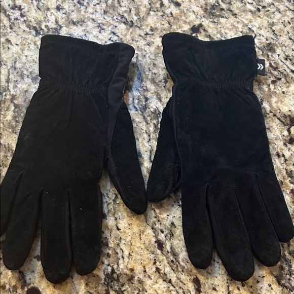 Black Suede Warm Women’s Gloves - Picture 2 of 13